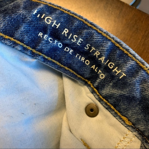 Universal Thread High Rise Straight Leg Jeans 6 - Picture 8 of 9